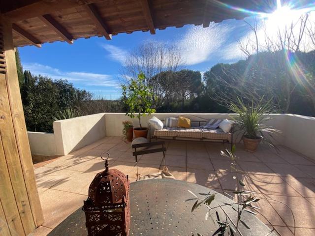 Petit Mas Calme Typique Du Sud ! Vila Valergues Exterior foto